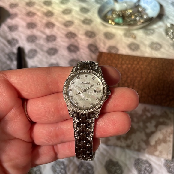 Citizen Eco Drive Watch - Picture 3 of 8